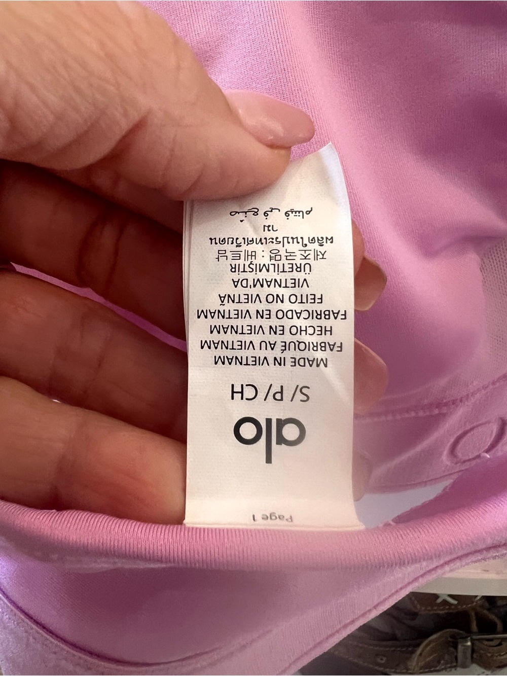 ALO Yoga Airlift Rebel Bra Candy Heart Pink Excellent Condition! Size Small - Picture 7 of 10